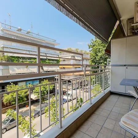 Printemps 2-bdrm Apartment, Vesta Philoxenia *