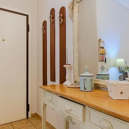 Apartamento Printemps 2-bdrm Apartment, Vesta Philoxenia